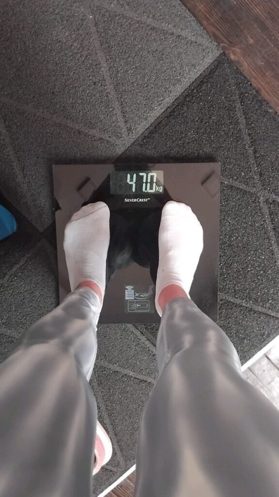 ترازو برای وزن آدم